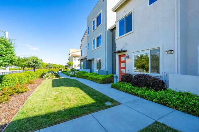 3790 E Commerce Way, Sacramento, CA 95834