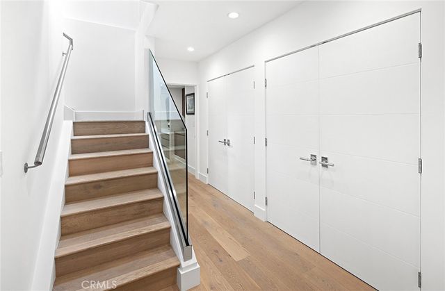 32 Emerald Bay, Laguna Beach, CA 92651