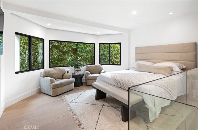 32 Emerald Bay, Laguna Beach, CA 92651