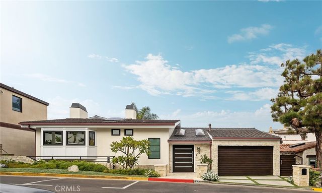 32 Emerald Bay, Laguna Beach, CA 92651