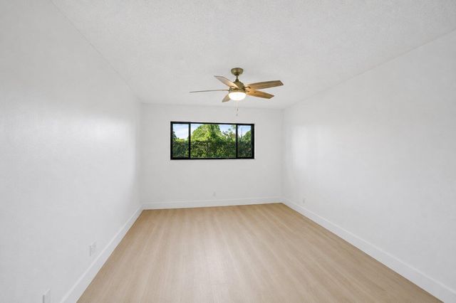 588 Trace Circle 102, Deerfield Beach, FL 33441