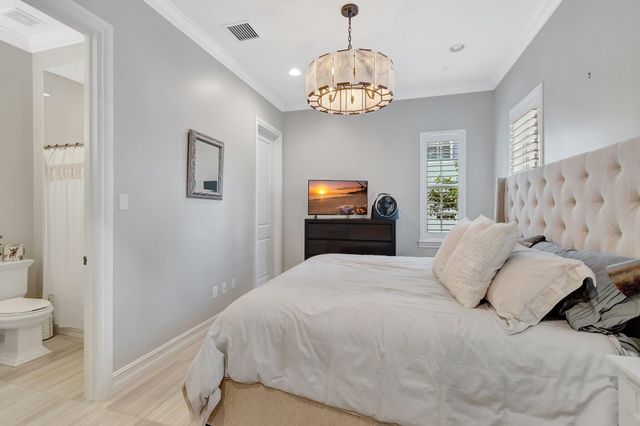 134 Madison Lane, Delray Beach, FL 33444