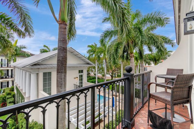 134 Madison Lane, Delray Beach, FL 33444