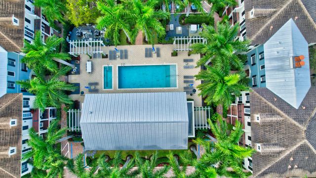 134 Madison Lane, Delray Beach, FL 33444