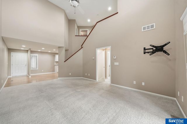 8025 Palmilla Lane, Lincoln, NE 68516