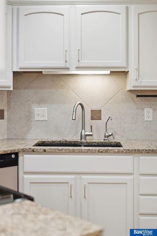 8025 Palmilla Lane, Lincoln, NE 68516