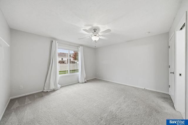 8025 Palmilla Lane, Lincoln, NE 68516