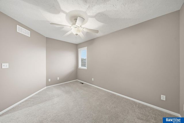 8025 Palmilla Lane, Lincoln, NE 68516