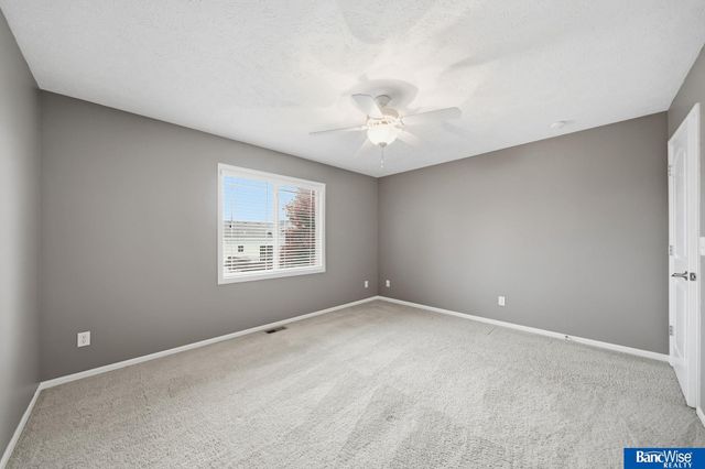 8025 Palmilla Lane, Lincoln, NE 68516