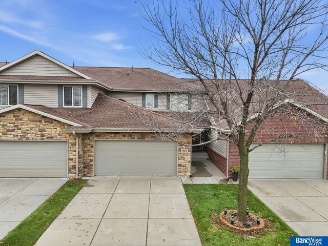 8025 Palmilla Lane, Lincoln, NE 68516