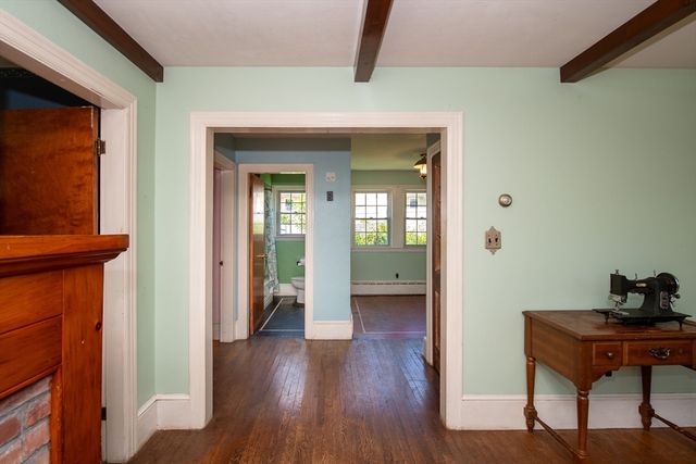 24 Jesse St, Fairhaven, MA 02719