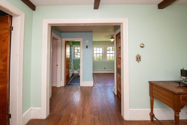 24 Jesse St, Fairhaven, MA 02719