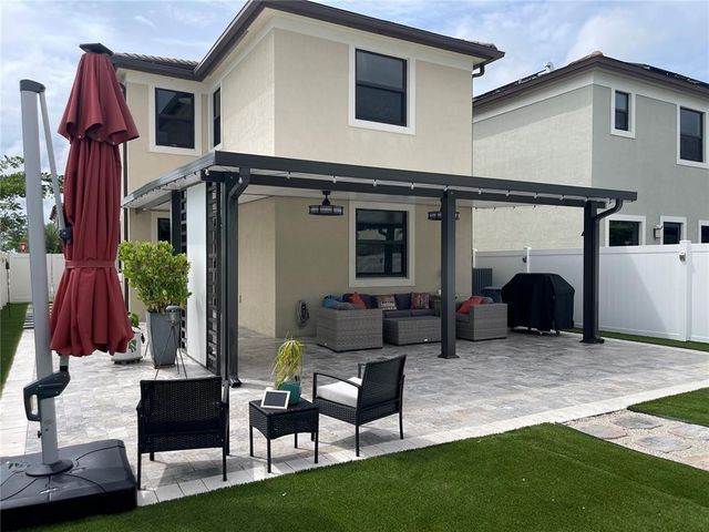 3465 W 110th Terrace, Hialeah, FL 33018