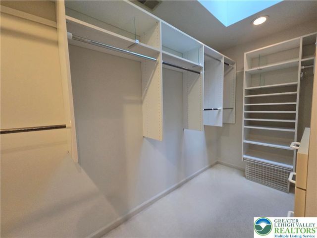 2834 Sheffield Drive, Lower Macungie Twp, PA 18049