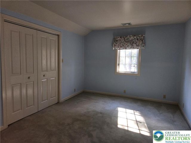 2834 Sheffield Drive, Lower Macungie Twp, PA 18049