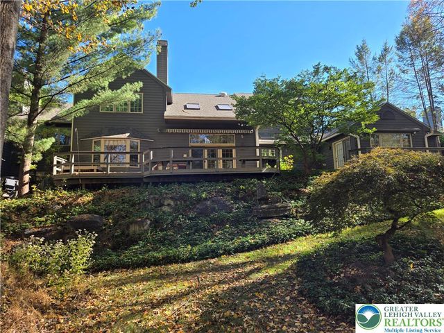 2834 Sheffield Drive, Lower Macungie Twp, PA 18049