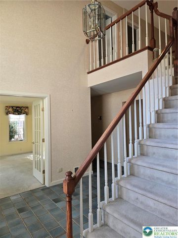 2834 Sheffield Drive, Lower Macungie Twp, PA 18049