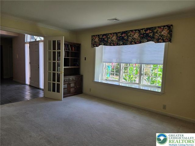 2834 Sheffield Drive, Lower Macungie Twp, PA 18049