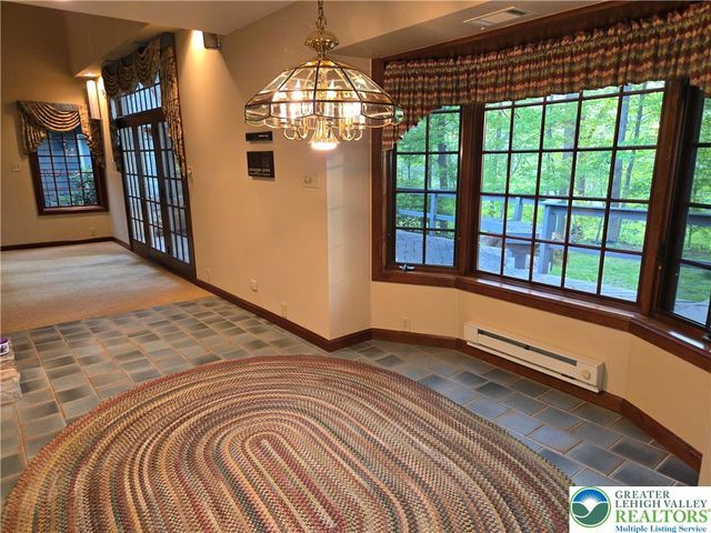 2834 Sheffield Drive, Lower Macungie Twp, PA 18049