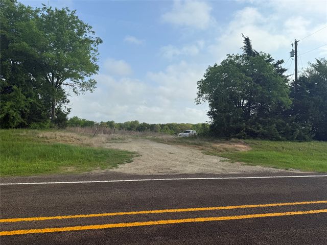 3402 I-20, Van, TX 75790