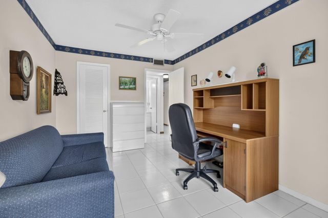 253 NORTHAMPTON M, West Palm Beach, FL 33417