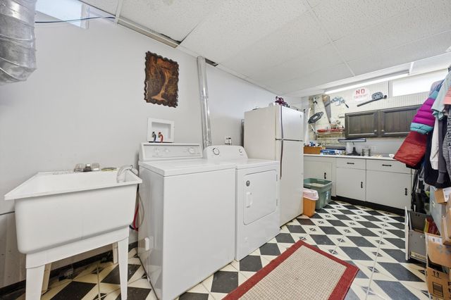16042 85th Court, Tinley Park, IL 60487