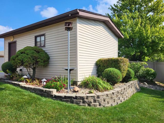 16042 85th Court, Tinley Park, IL 60487