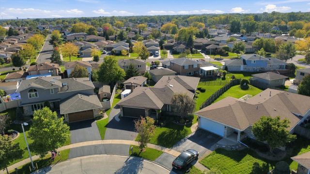 16042 85th Court, Tinley Park, IL 60487