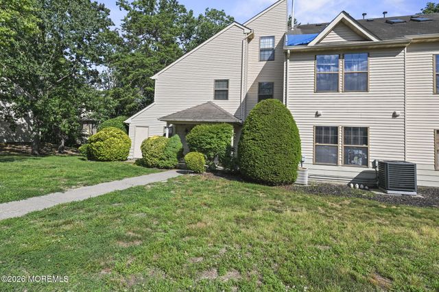 101 Bluebell Drive, Jackson, NJ 08527