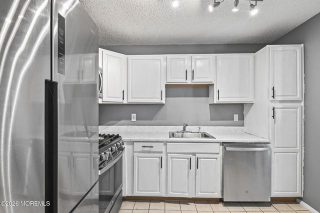 101 Bluebell Drive, Jackson, NJ 08527