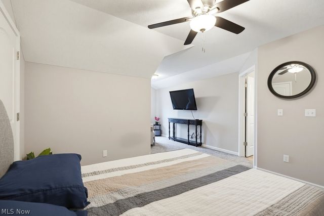 13953 Laurelbrook Oval, Strongsville, OH 44136