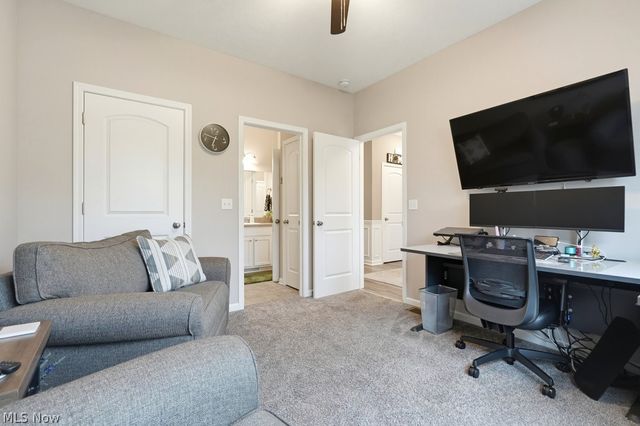 13953 Laurelbrook Oval, Strongsville, OH 44136