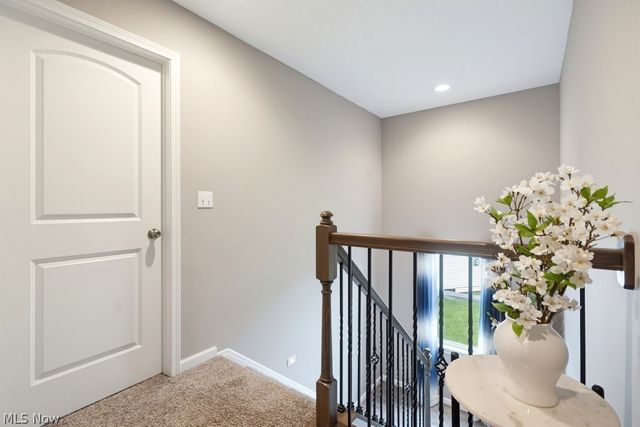 13953 Laurelbrook Oval, Strongsville, OH 44136