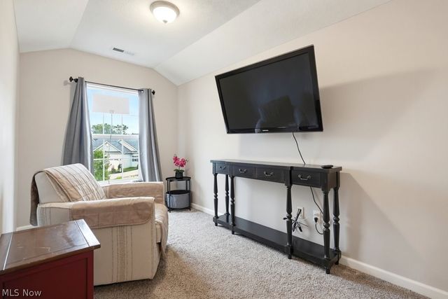 13953 Laurelbrook Oval, Strongsville, OH 44136
