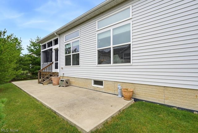 13953 Laurelbrook Oval, Strongsville, OH 44136