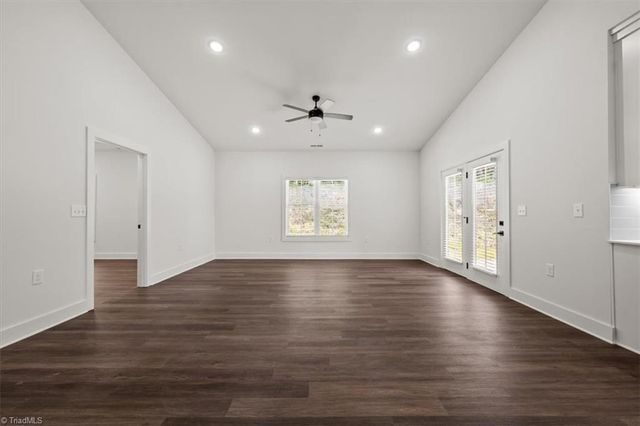 260 Old Heritage Road, Randleman, NC 27317