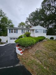 6 Eagle Road, Randolph, MA 02368