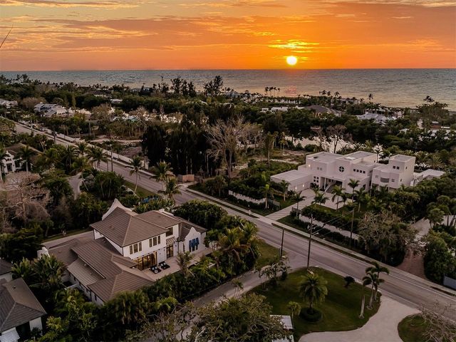 1202 SHARSWOOD LANE, Sarasota, FL 34242