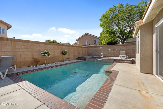 39434 Basalt Court, Palmdale, CA 93551