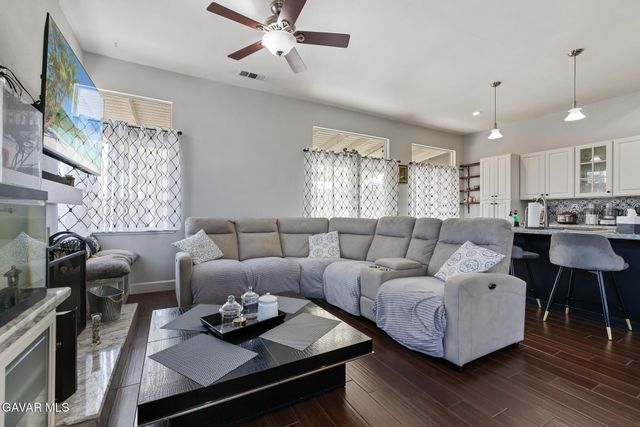 39434 Basalt Court, Palmdale, CA 93551