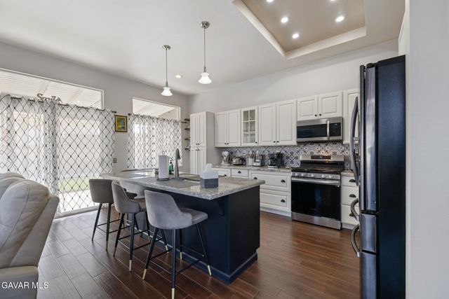 39434 Basalt Court, Palmdale, CA 93551