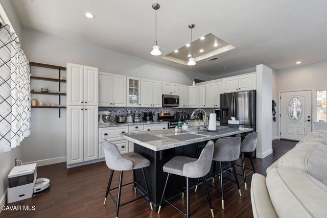 39434 Basalt Court, Palmdale, CA 93551