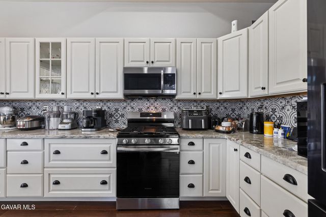 39434 Basalt Court, Palmdale, CA 93551