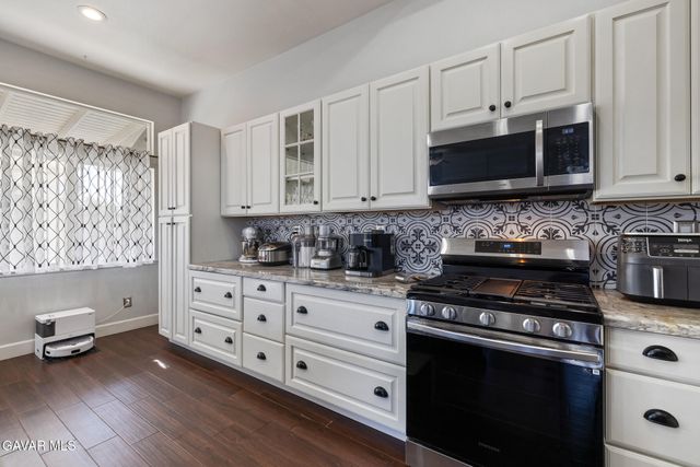 39434 Basalt Court, Palmdale, CA 93551