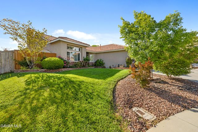 39434 Basalt Court, Palmdale, CA 93551