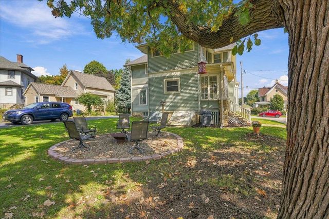 213 W Rollin Street, Edgerton, WI 53534