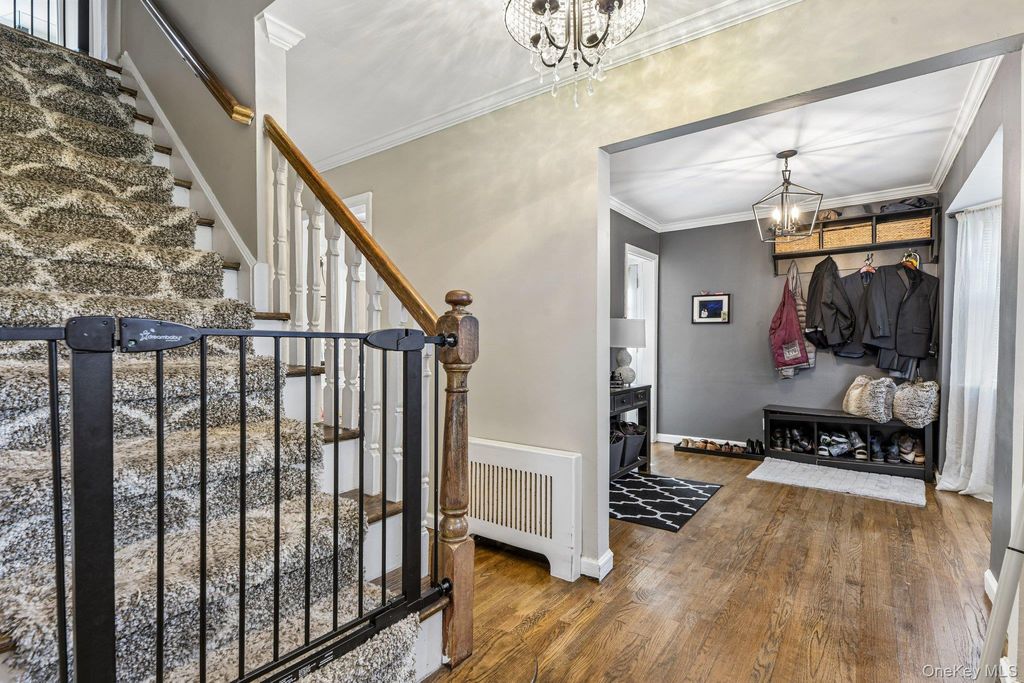 666 Lakeview Avenue, Rockville Centre, NY 11570 — photo 4