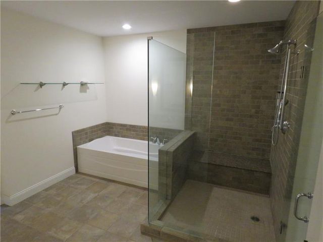 270 17th Street NW 3801, Atlanta, GA 30363