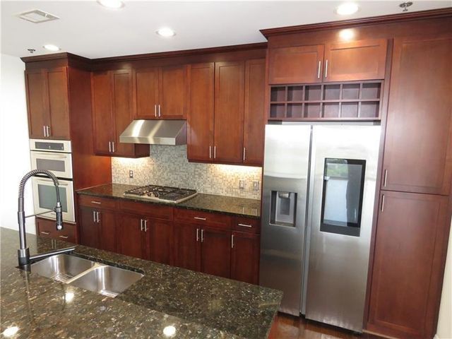 270 17th Street NW 3801, Atlanta, GA 30363