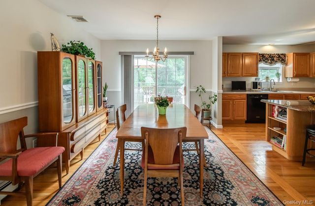 17 Verplanck Avenue, Hopewell Junction, NY 12533